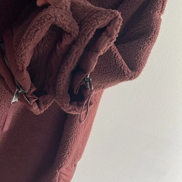 Free People Viewpoint Midi Fleece Size Medium NWT - Picture 16 of 16